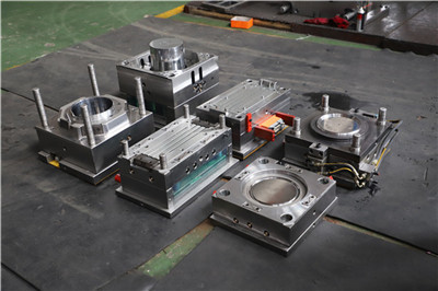 complete sets for thin wall container mould